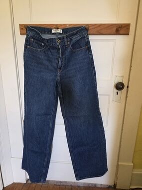 Abercrombie & Fitch Wide Leg High Rise Indigo Jeans